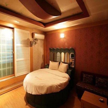 Valentine Hotel Kōyō Екстериор снимка