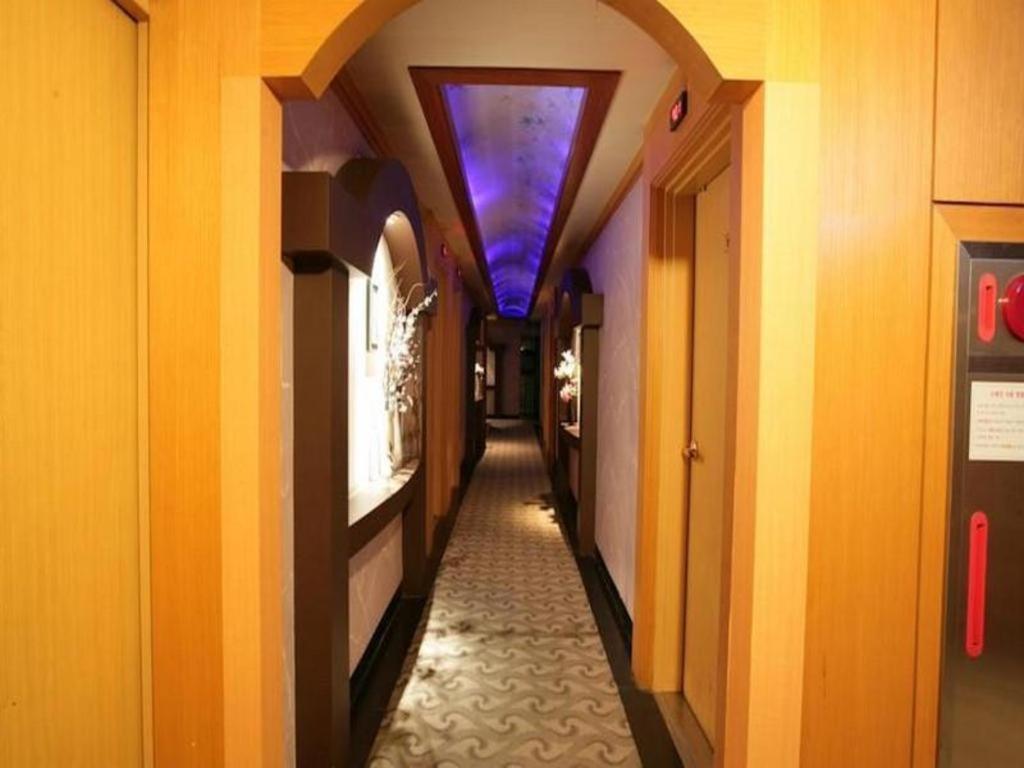 Valentine Hotel Kōyō Екстериор снимка