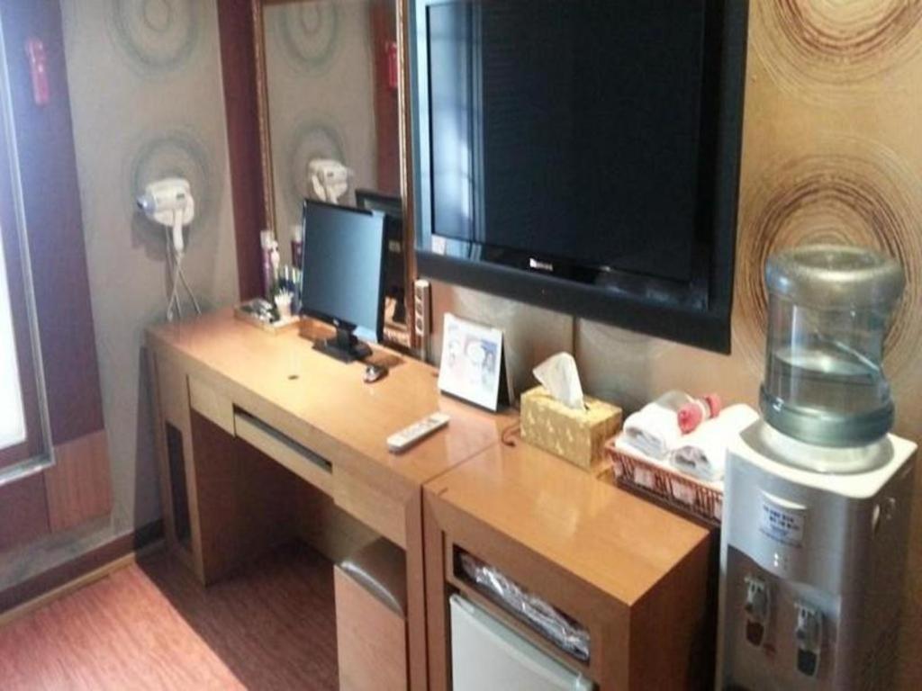 Valentine Hotel Kōyō Екстериор снимка